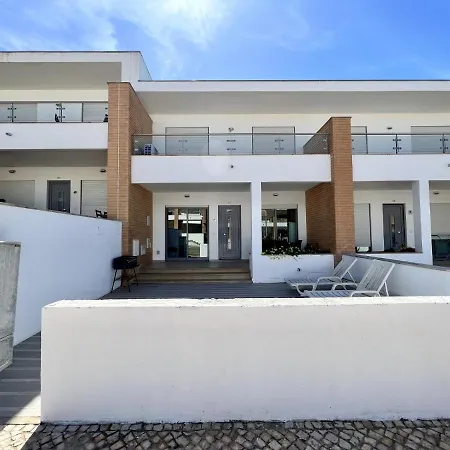 Casa de Férias Garden With Pool By Homing Albufeira