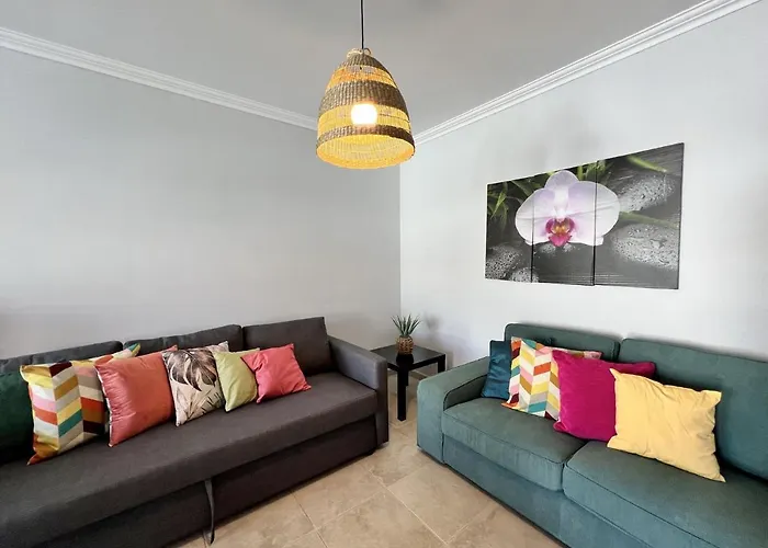 Garden With Pool By Homing Дом отдыха *