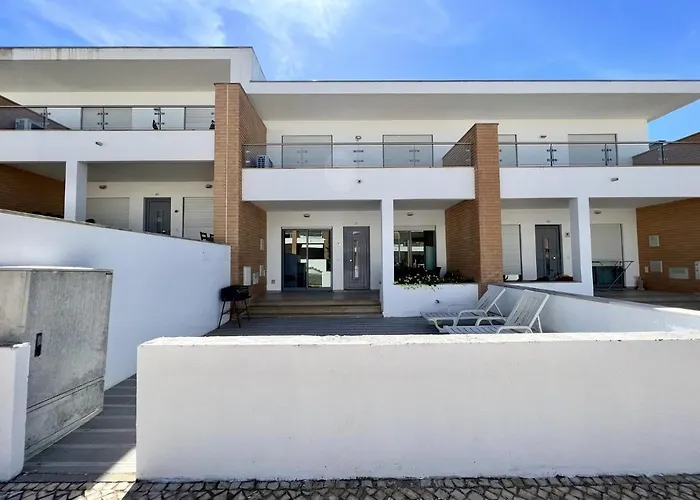 Casa de Férias Garden With Pool By Homing Albufeira